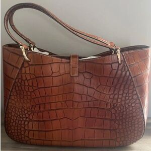 Dooney and Bourke Leather Handbag